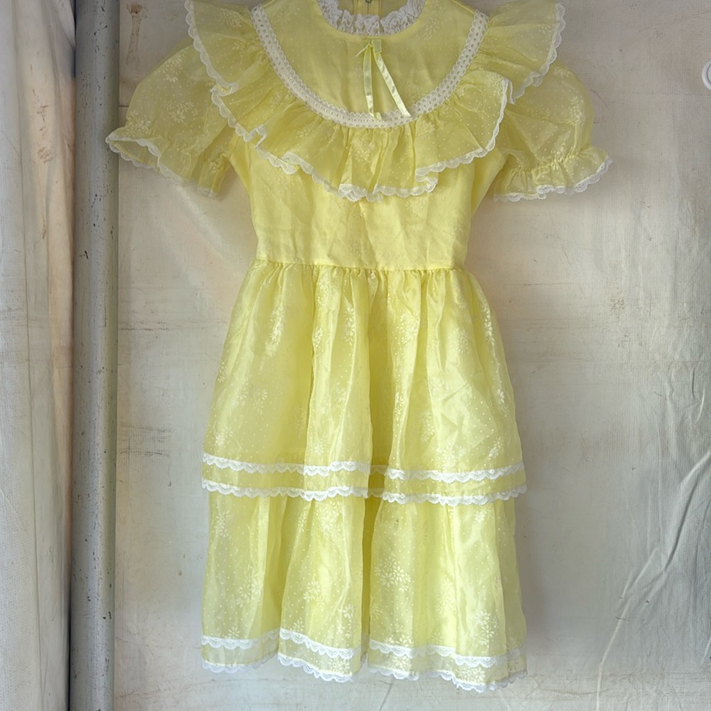 Vintage girls dress